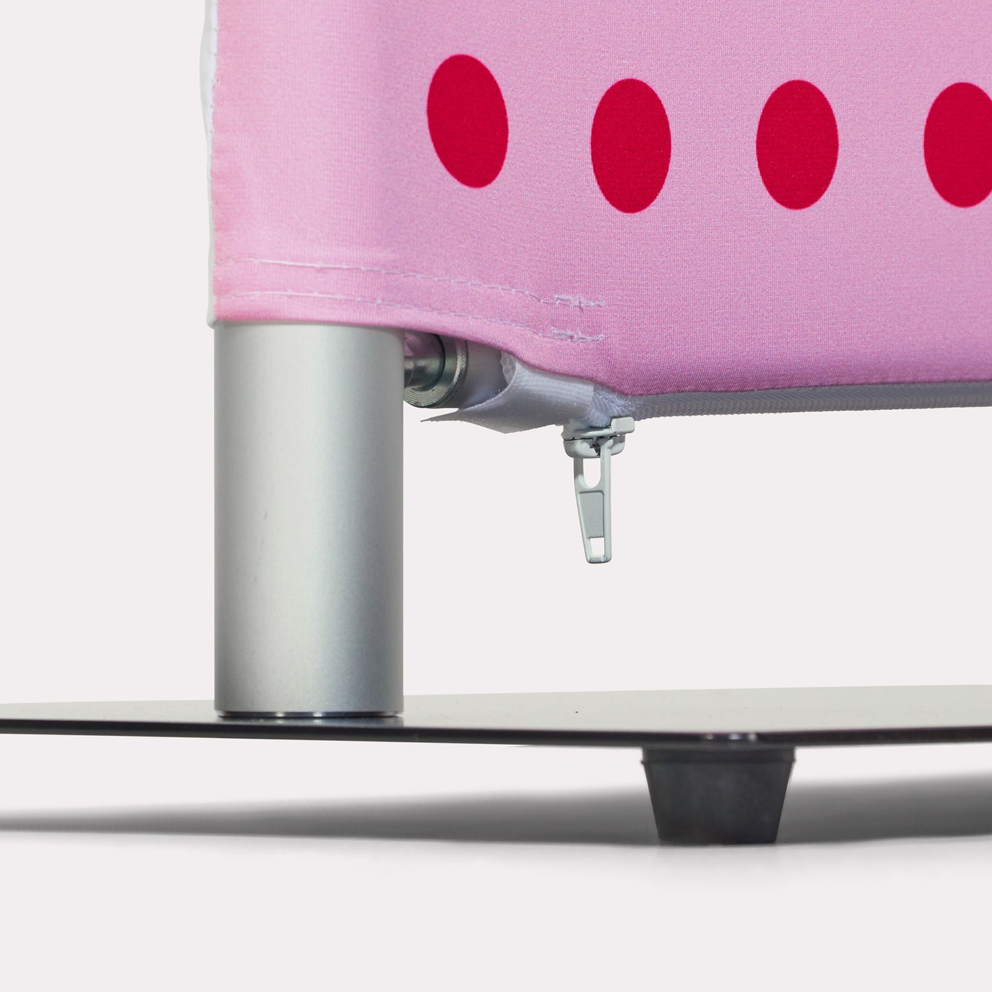 Zipper banners
